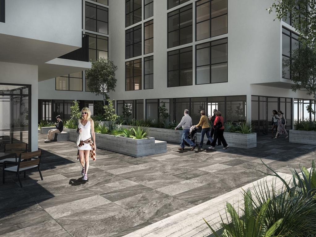 TREVO Zona Comercial y Plaza